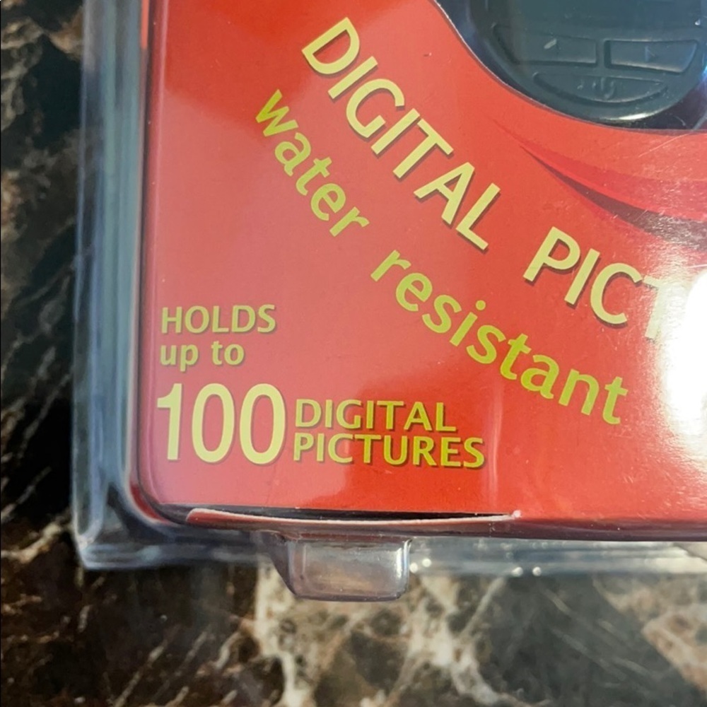 Smartparts Digital Picture Viewer with Key Ring - Picture 4 of 13